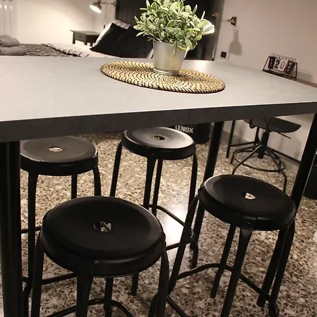 Wanderlust Oda ve Kahvaltı 2*