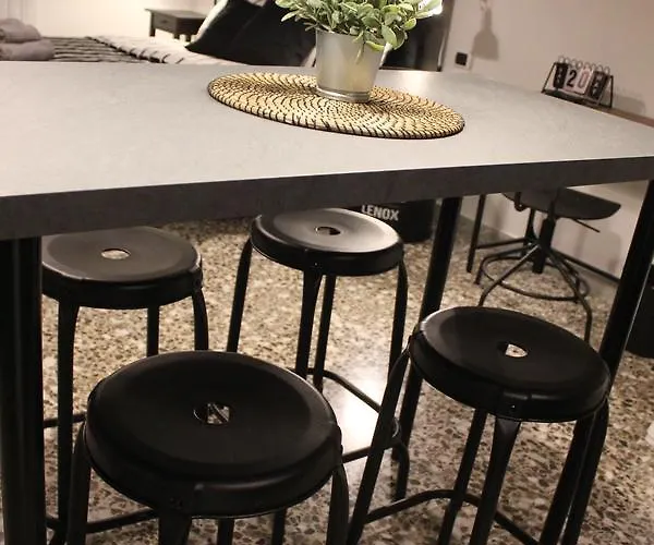 Wanderlust ベッド・アンド・ブレックファスト 2*