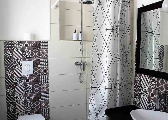 Wanderlust 2* לצ'ה